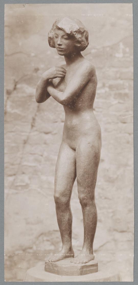 Mädchenfigur, 1912, Bronze