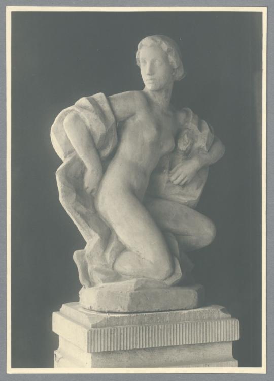 Brunnenfigur, 1919, Steinguss