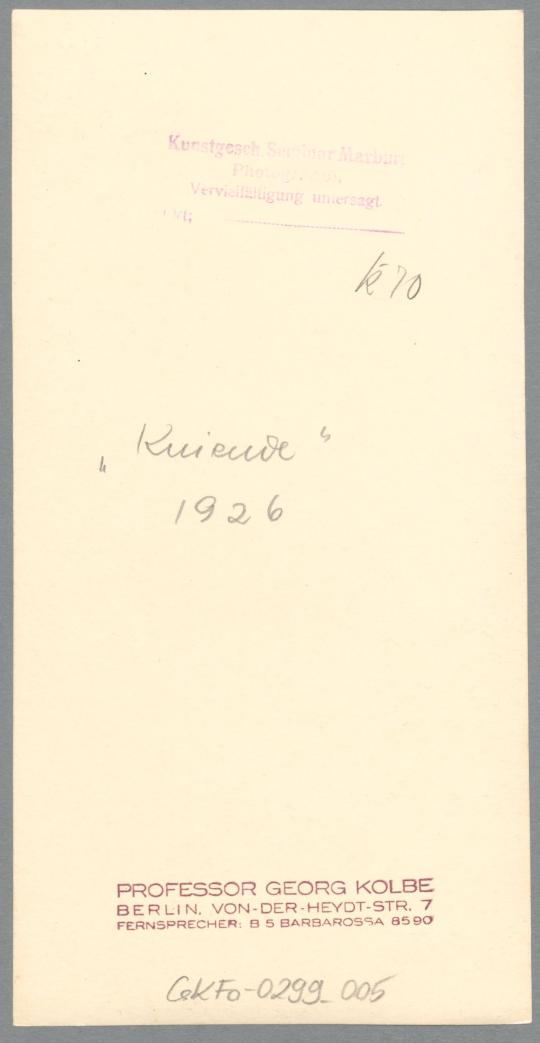 Kniende, 1926, Gips