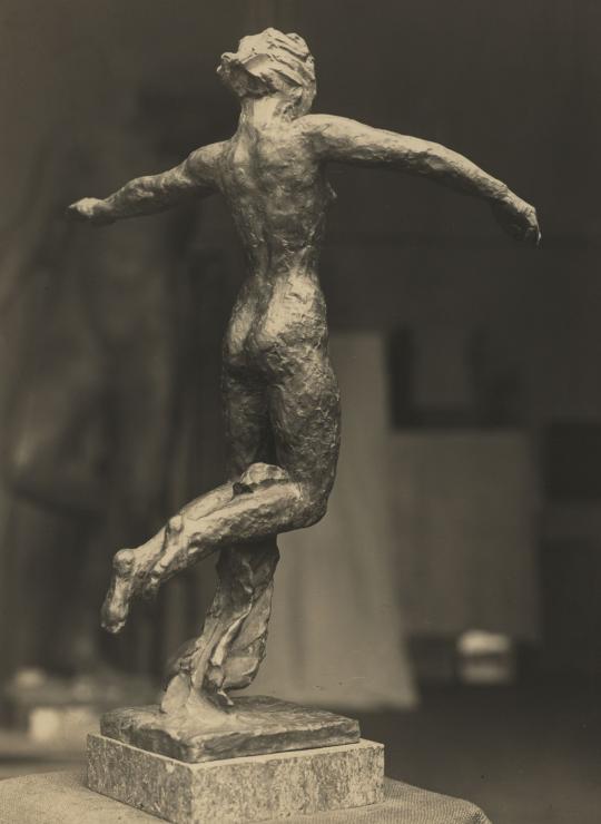 Fliegende, 1927, Bronze