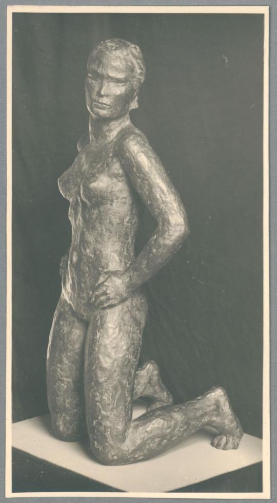 Kniende, 1928, Bronze