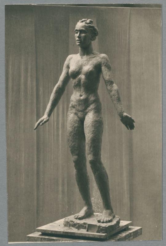 Entwurf Frauenstatue I, 1927, Ton