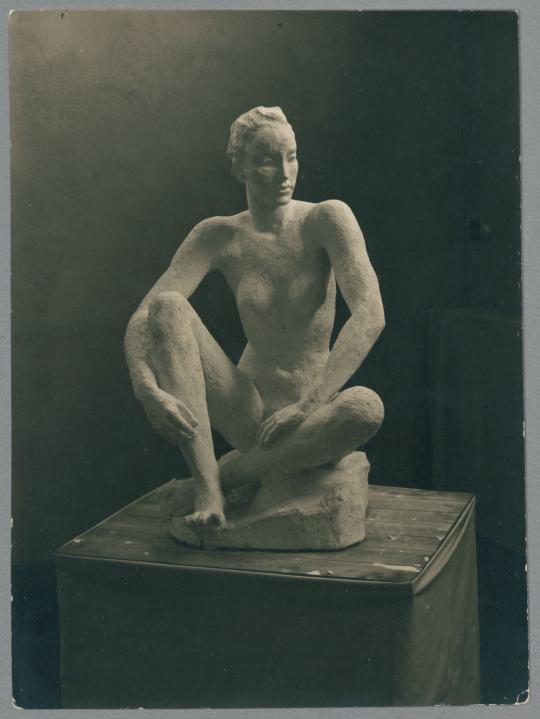 Sitzende, 1929, Gips