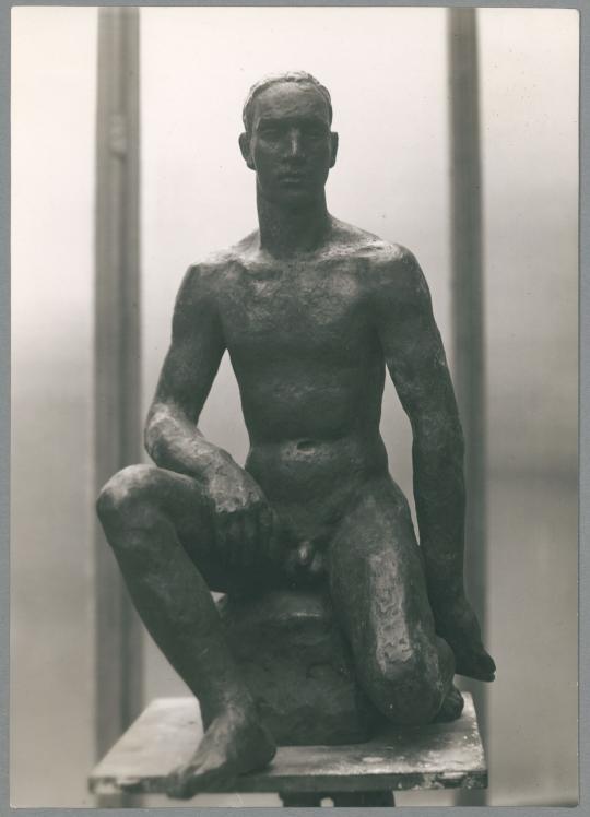 Sitzender Mann, 1931/32, Bronze