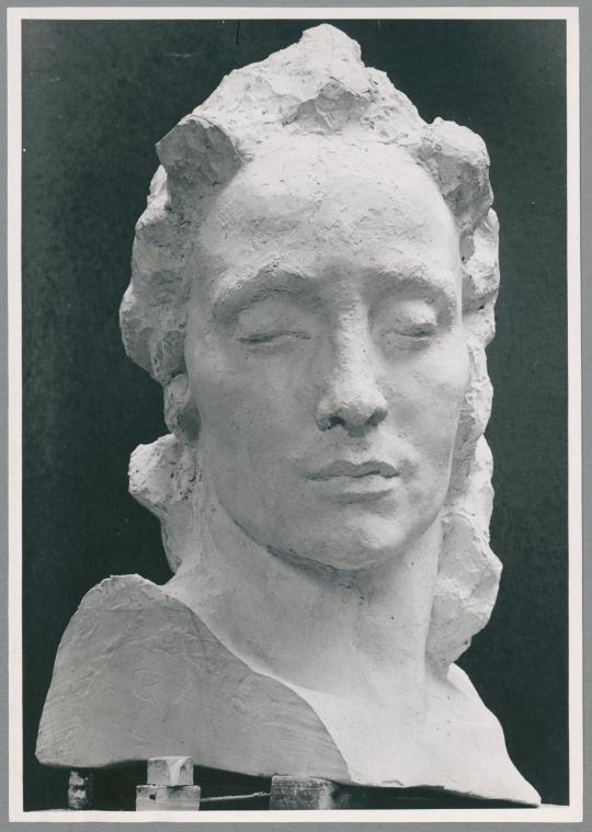 Kopf Sinnender Genius vom Beethoven-Denkmal, 1947, Gips
