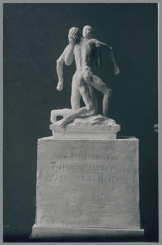 Denkmal für die Opfer des Faschismus, 1946, Gips