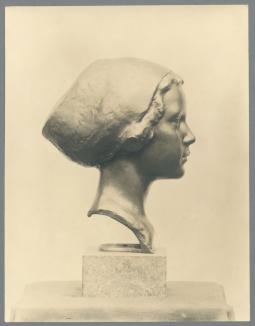Porträt Leonore Kolbe, 1908, Bronze
