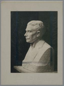 Porträt Karl Max Fürst Lichnowsky, 1910, Marmor