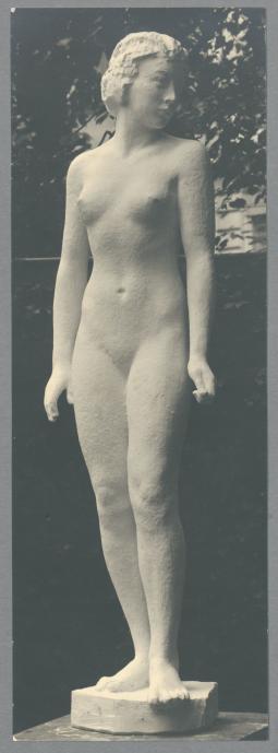 Stehende Frau I, 1915, Gips