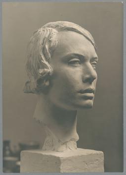 Porträt Baronin Mutzenbecher, 1934, Gips