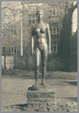 Stehende, 1935/40, Bronze