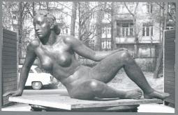 Liegende Frau I, 1939/41, Bronze