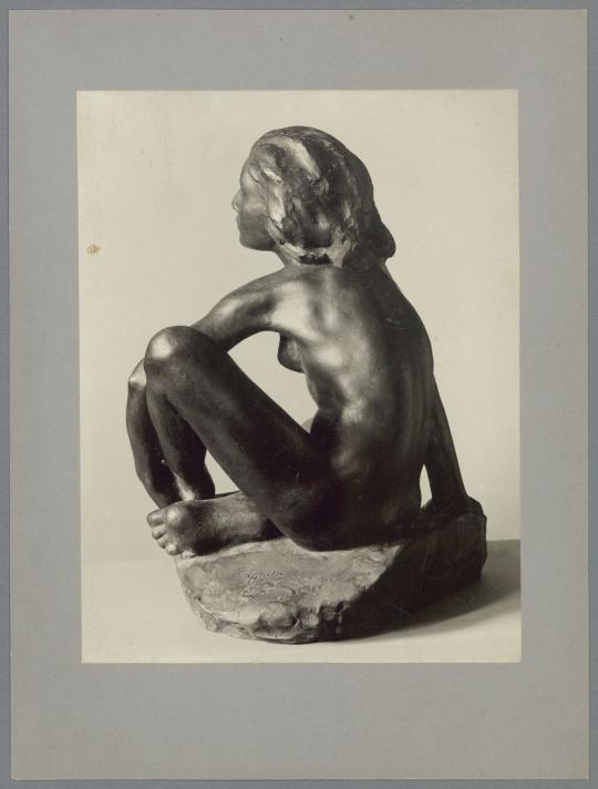 Sitzende, 1907, Bronze