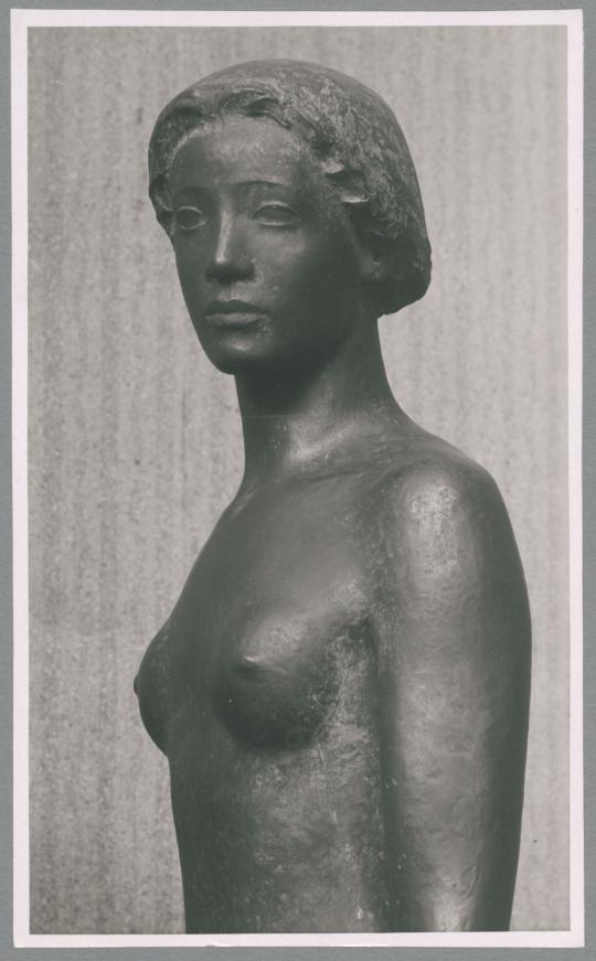 Südseemädchen, Detail, 1915, Bronze