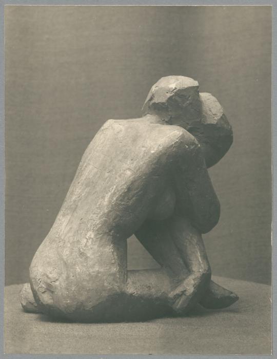 Trauernde, 1921, Gips