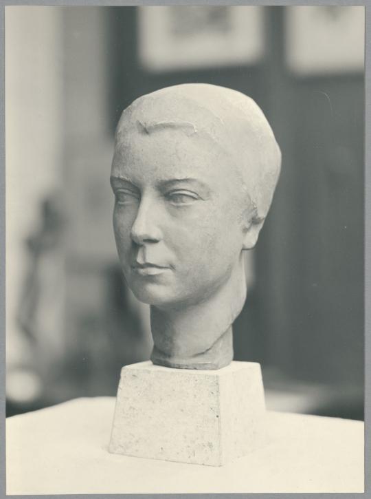 Porträt Hilda von Dirksen, 1923, Bronze