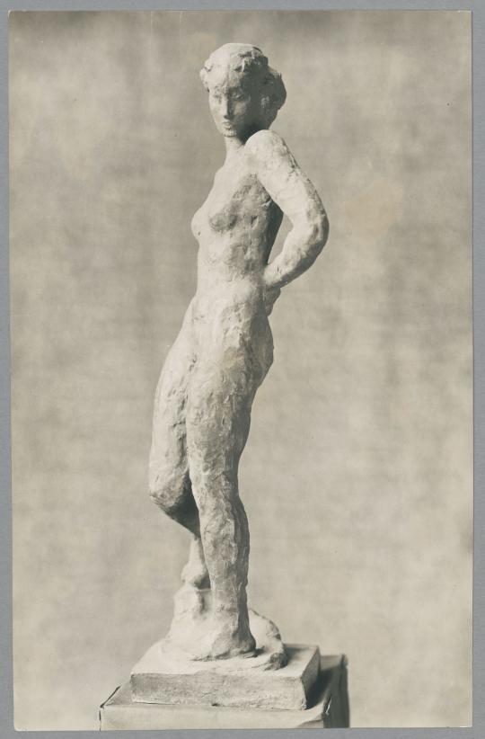 Statuette, 1925, Gips