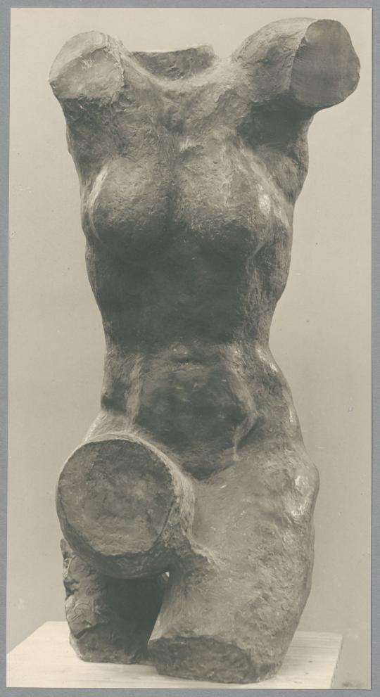Weiblicher Torso, 1925/29, Bronze