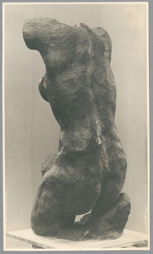 Weiblicher Torso, 1929, Bronze