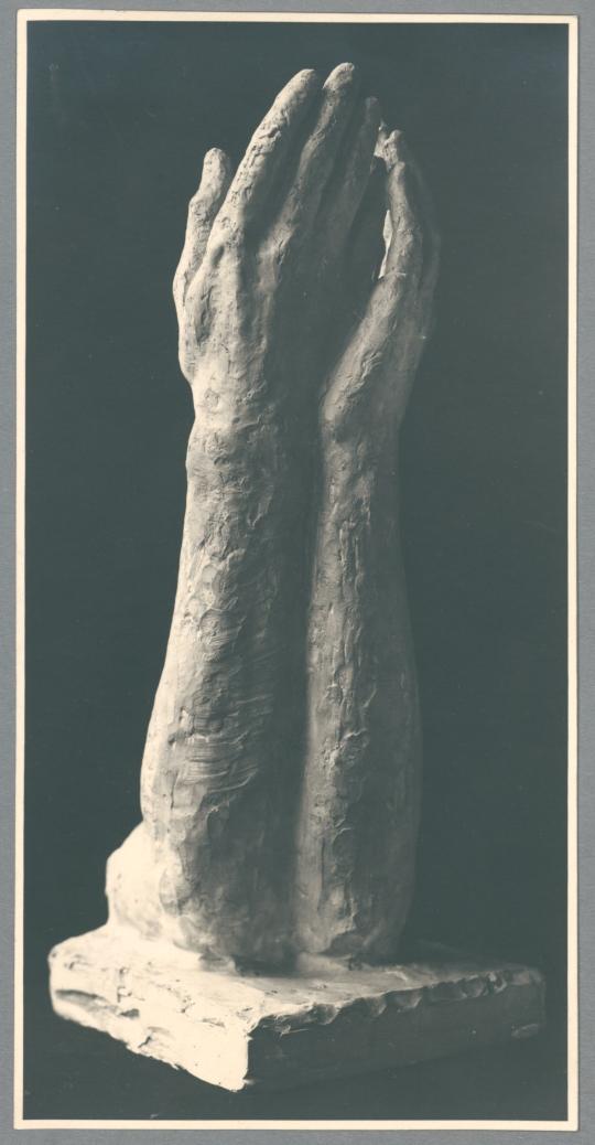Frauenhände, 1927, Plastelin