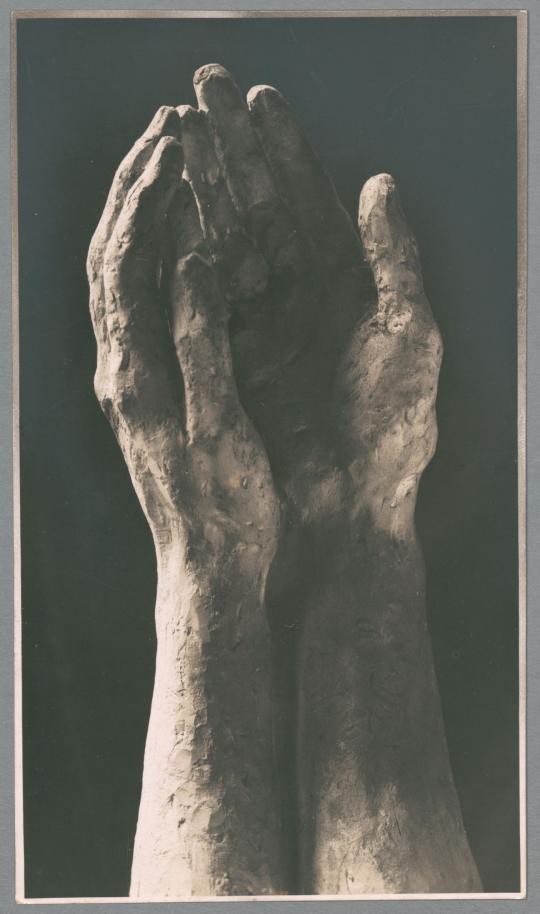 Frauenhände, 1927, Bronze