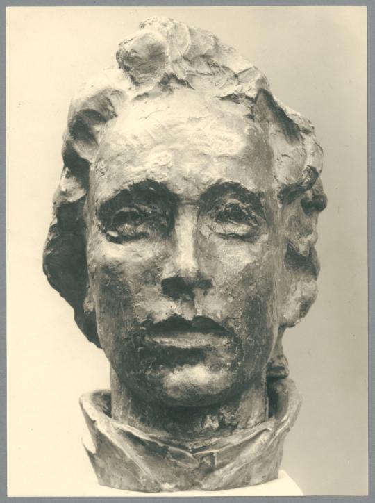 Kopf Frauenstatue, 1929, Zink