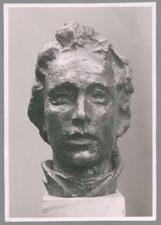 Kopf Frauenstatue, 1929, Zink