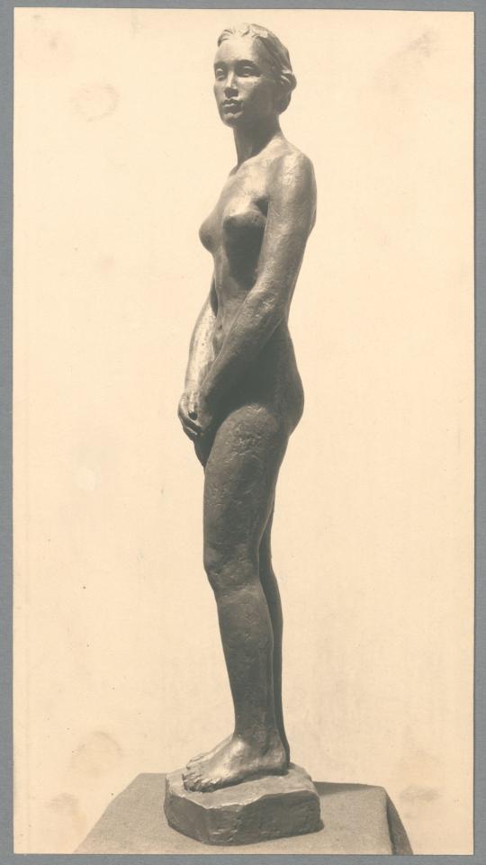 Junge Frau, 1929, Bronze