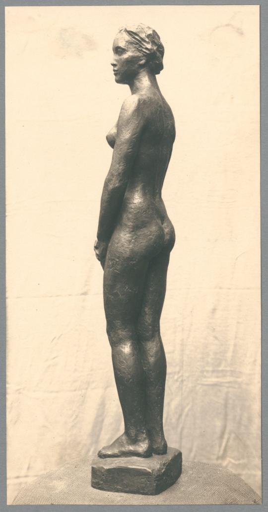 Junge Frau, 1929, Bronze