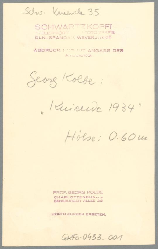 Kniende, 1933, Gips