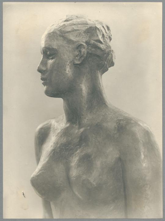 Jungmädchen, Detail, 1933, Bronze