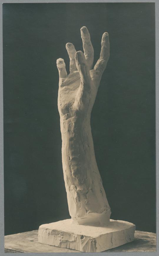 Studie einer Hand, 1936, Gips
