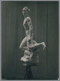 Fliegender Genius, 1928, Gips