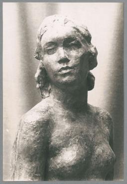Junges Mädchen, Detail, 1929, Bronze